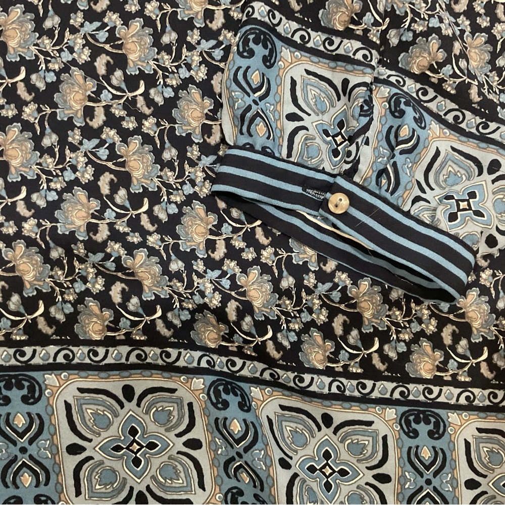 Blue Floral Border Print Women’s Blouse, Tunic - Picture 5 of 7